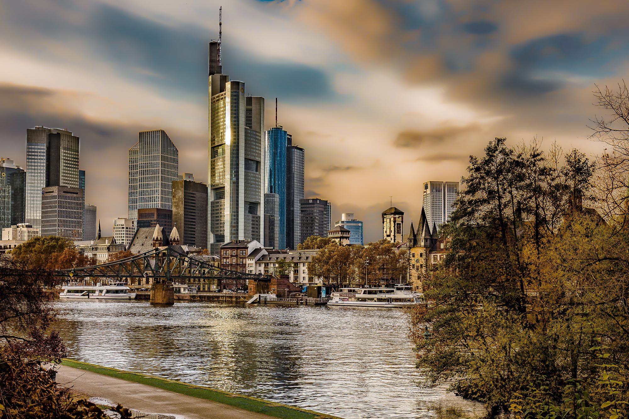 Skyline Frankfurt am Main Fotograf Christian Bill